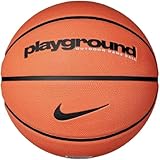 Nike Everyday Playground 8P Basketball