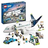 LEGO City Passagierflugzeug Spielzeug-Set, großes Flugzeug-Modell mit...
