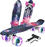 BELEEV Kinder Skateboard 22 Zoll mit LED Leuchtrollen Wheels, Komplette Mini...